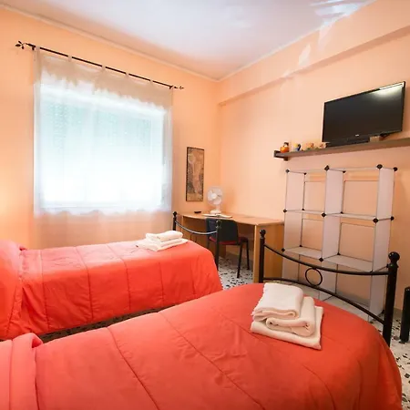 דירה Central City Charm