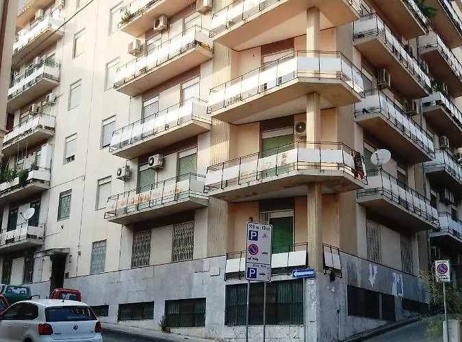 Central City Charm * מסינה